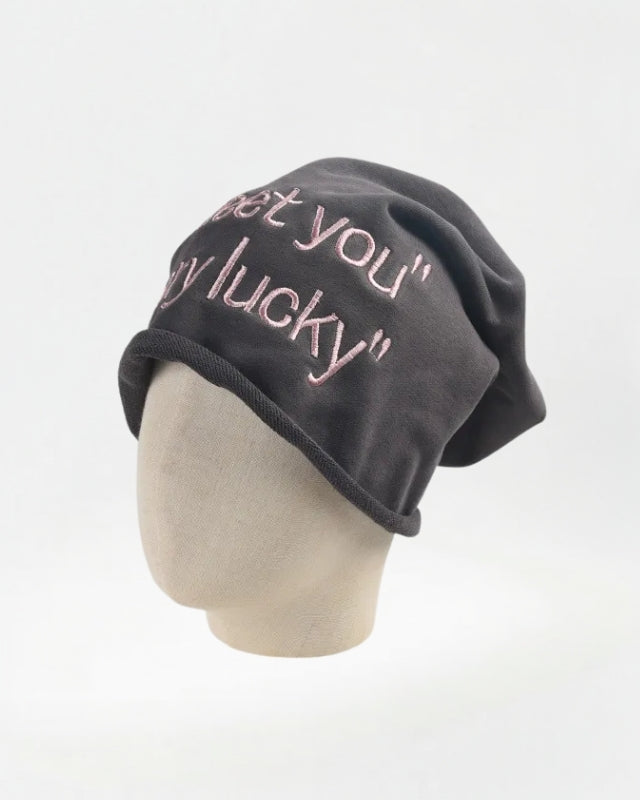 Oversized beanie with embroidered letters | ITALIVIO